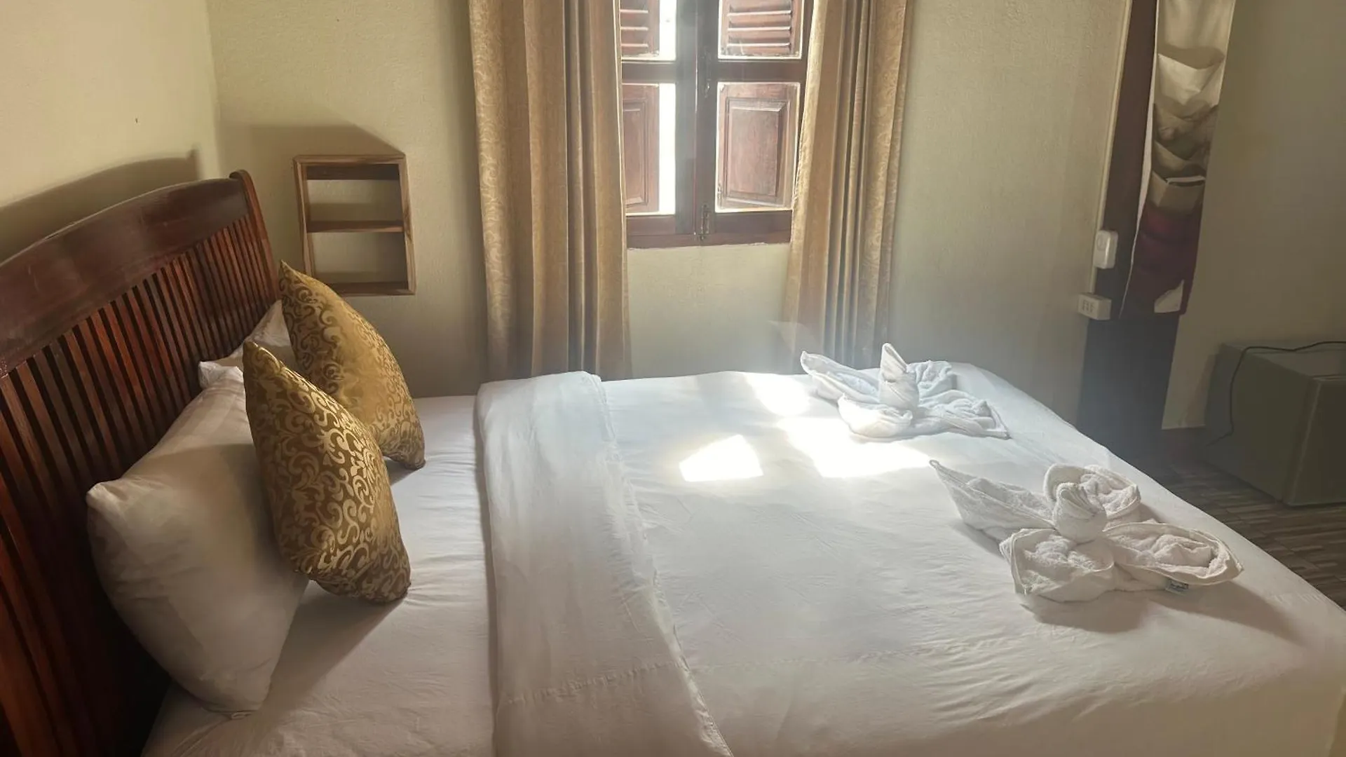 Khounphet Heritage House Luang Prabang Bed & Breakfast